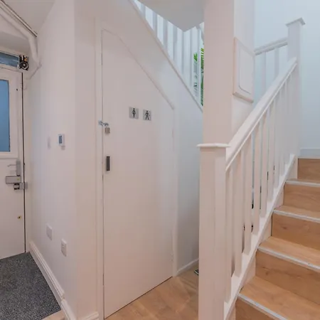 Apartamento Cosy 2 Bedroom Flat In District