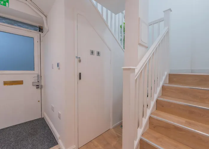 Apartman Cosy 2 Bedroom Flat In District